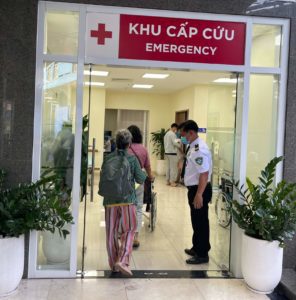 Lực lượng bảo vệ Ngày & Đêm HM TĐ TĐ triển khai dịch vụ bảo vệ bệnh viện Tâm Anh 4 tải xuống 17 1