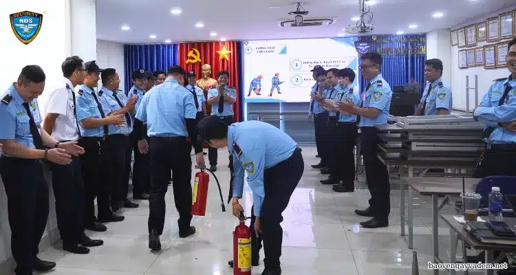 Dịch Vụ Bảo Vệ