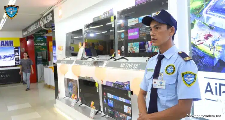dịch vụ bảo vệ cửa hàng