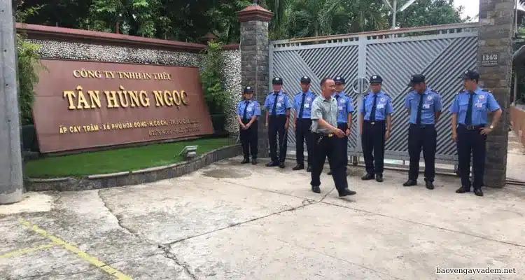 Công ty bảo vệ Hóc Môn