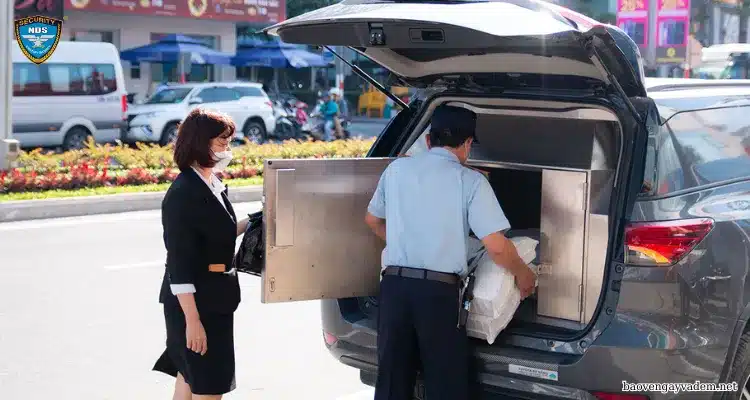 Dịch Vụ Bảo Vệ Áp Tải Tiền