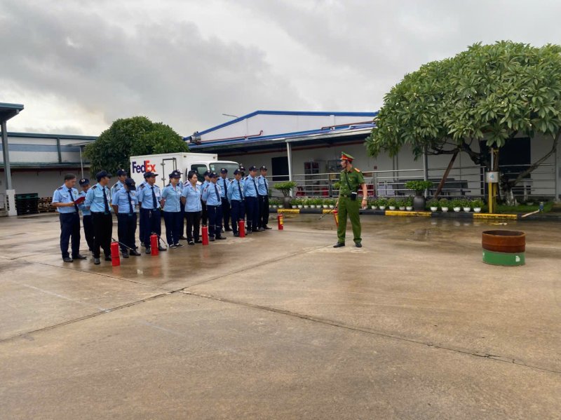 bảo vệ trực 24/24 Thủ Đức