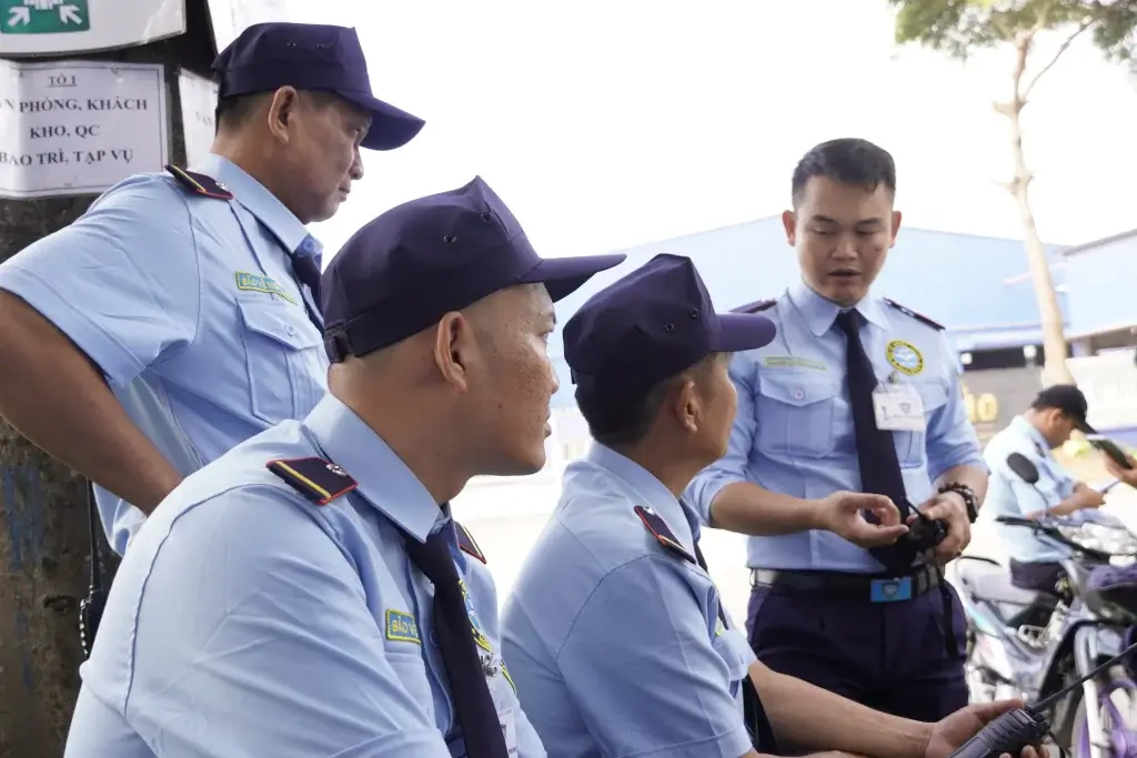 Bảo vệ văn phòng công ty quảng ngãi